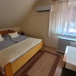 Lejlighed Zoltan Nyaralo *
